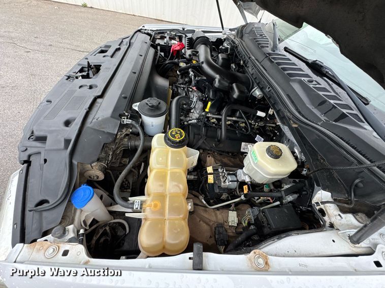 image for item DO0795 2017 Ford F550 Super Duty flatbed truck