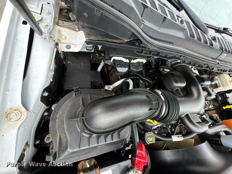 image for item DO0795 2017 Ford F550 Super Duty flatbed truck