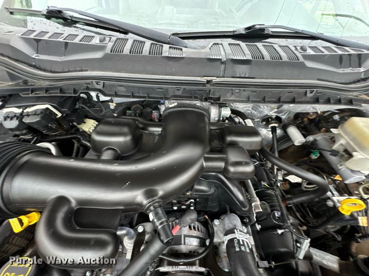 image for item DO0795 2017 Ford F550 Super Duty flatbed truck