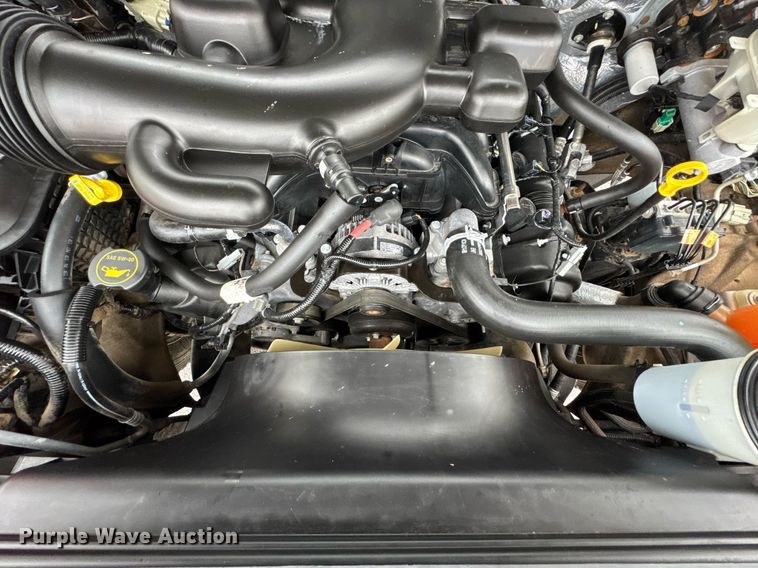 image for item DO0795 2017 Ford F550 Super Duty flatbed truck