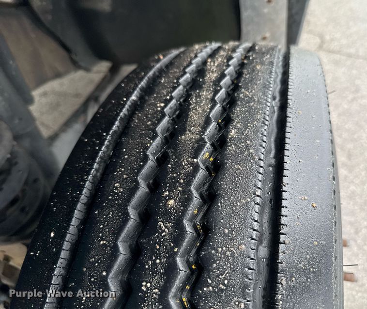 image for item DO0796 2012 Ford F550 Super Duty utility / service truck