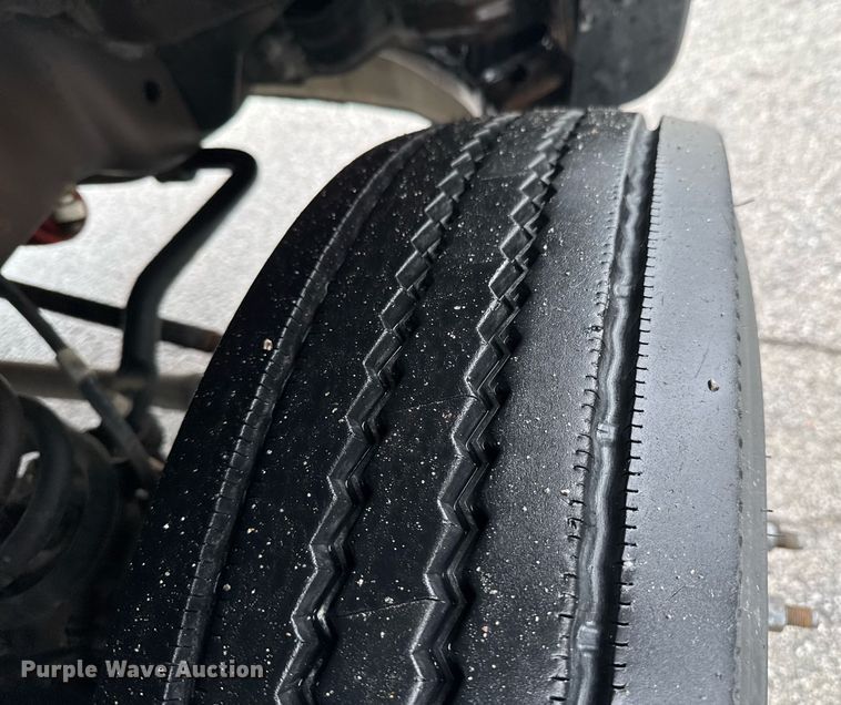 image for item DO0796 2012 Ford F550 Super Duty utility / service truck