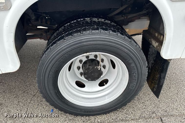 image for item DO0796 2012 Ford F550 Super Duty utility / service truck