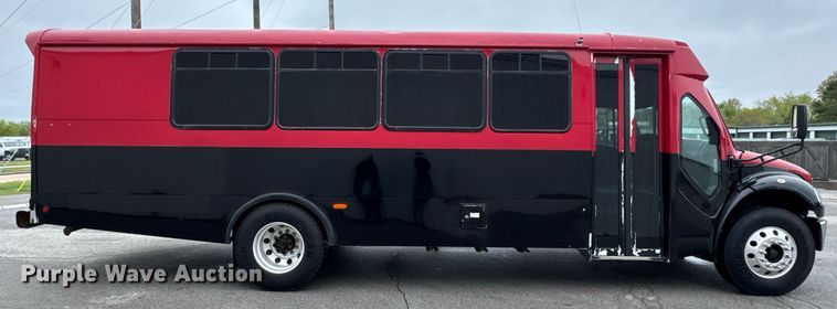 image for item DO0797 2014 Freightliner Business Class M2 shuttle bus