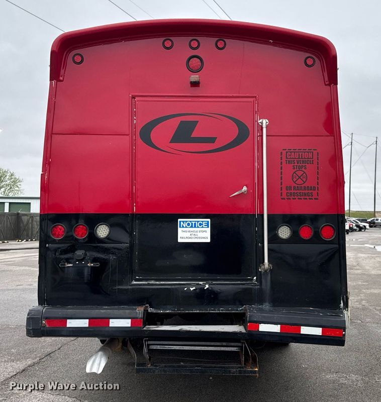 image for item DO0797 2014 Freightliner Business Class M2 shuttle bus