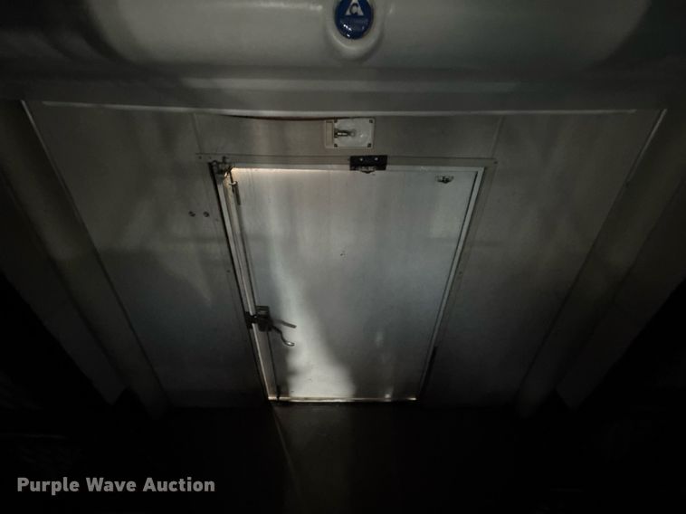 image for item DO0797 2014 Freightliner Business Class M2 shuttle bus