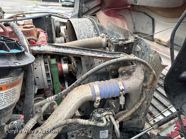 image for item DO0797 2014 Freightliner Business Class M2 shuttle bus