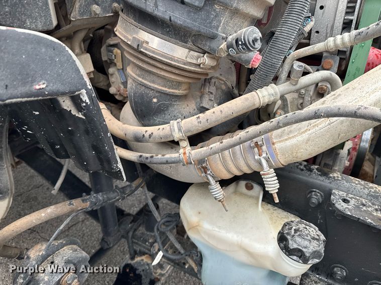 image for item DO0797 2014 Freightliner Business Class M2 shuttle bus