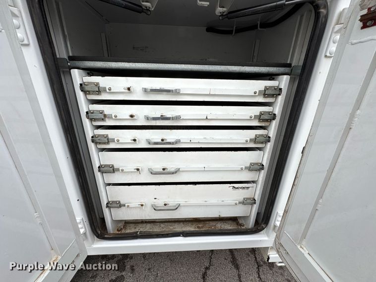 image for item DO0803 2010 Ford F550 Super Duty utility / service truck