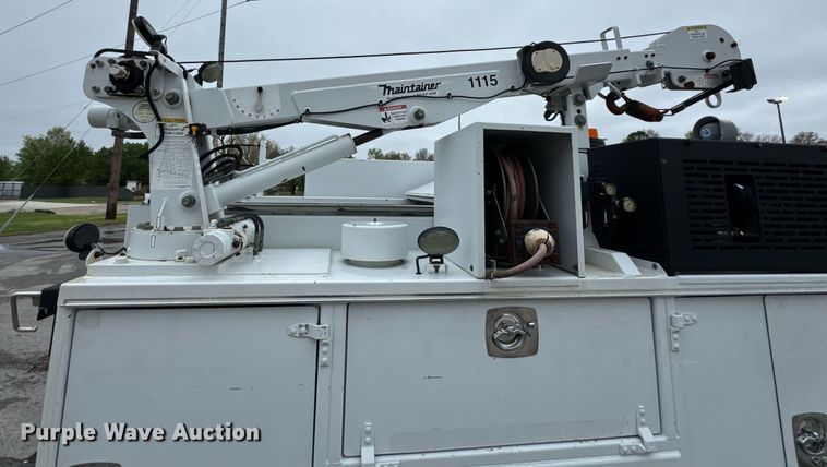 image for item DO0803 2010 Ford F550 Super Duty utility / service truck