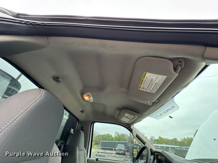 image for item DO0803 2010 Ford F550 Super Duty utility / service truck