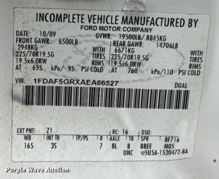 image for item DO0803 2010 Ford F550 Super Duty utility / service truck