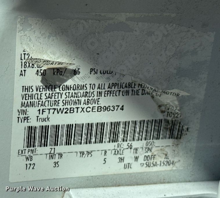 image for item DO0868 2012 Ford F250 Super Duty Crew Cab flatbed pickup truck