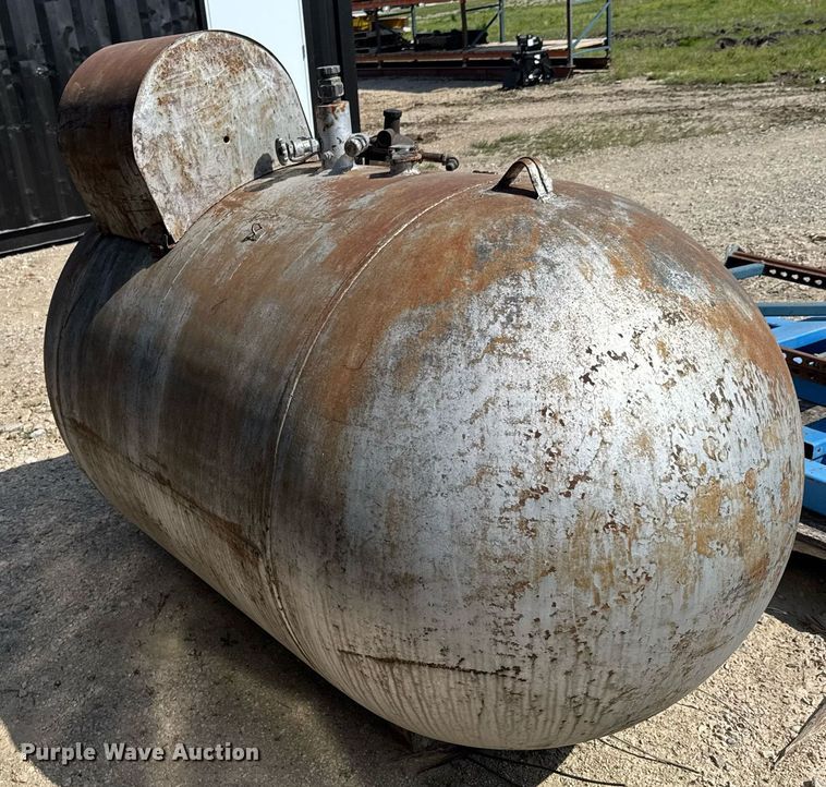 image for item DO0906 1948 McNamar propane tank