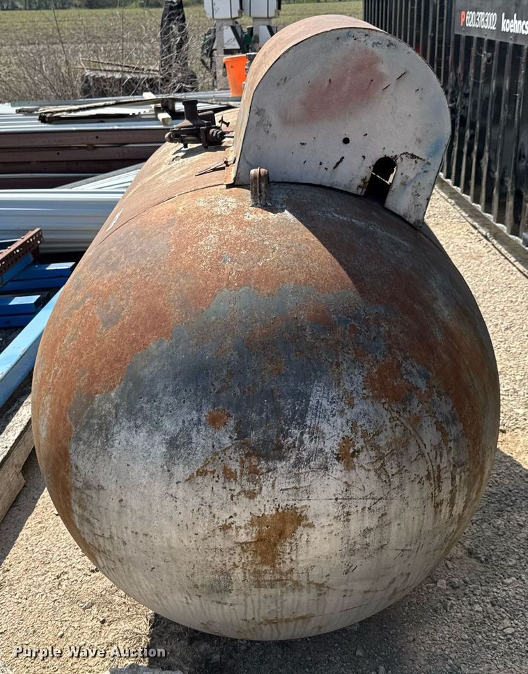 image for item DO0906 1948 McNamar propane tank