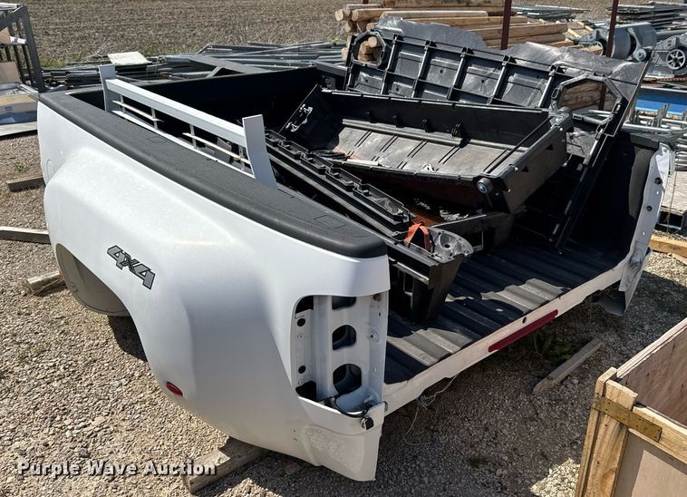 image for item DO0907 Pickup truck bed and parts