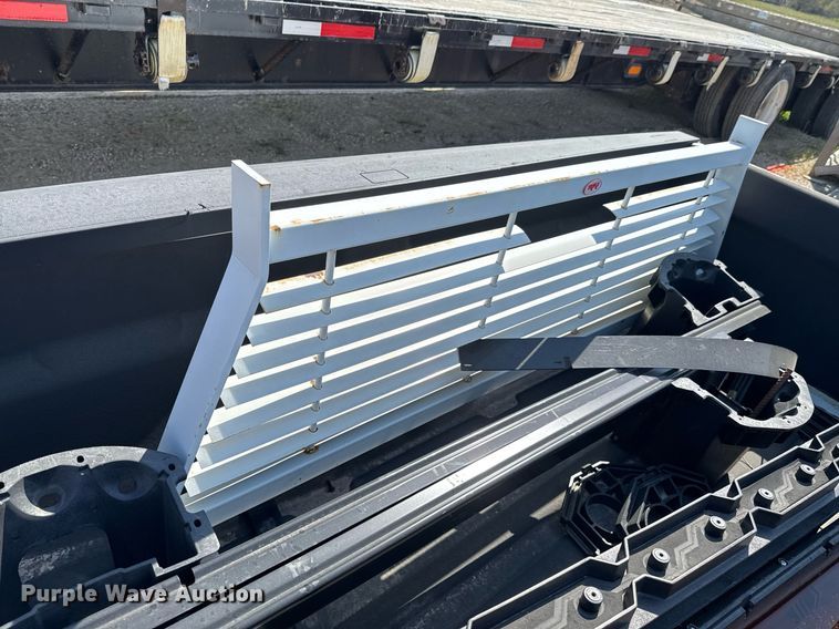 image for item DO0907 Pickup truck bed and parts