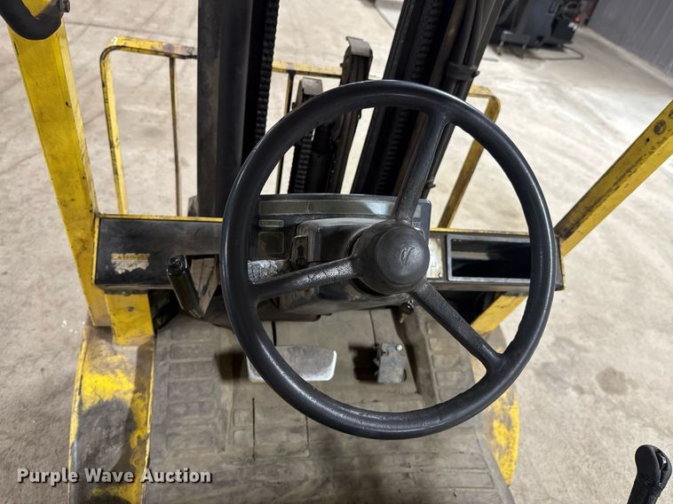 image for item DO0908 Hyster H45XM forklift