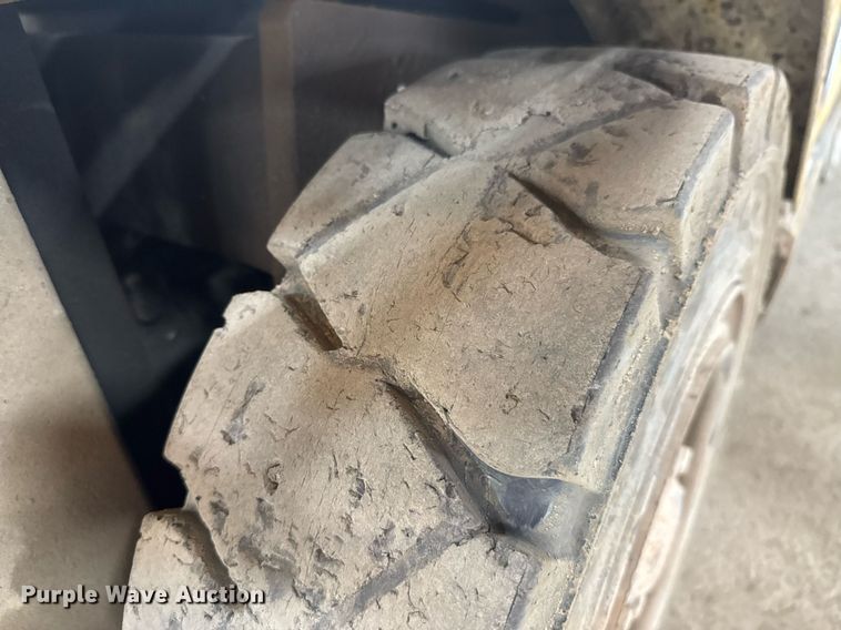 image for item DO0908 Hyster H45XM forklift