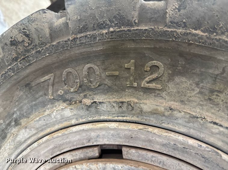 image for item DO0908 Hyster H45XM forklift