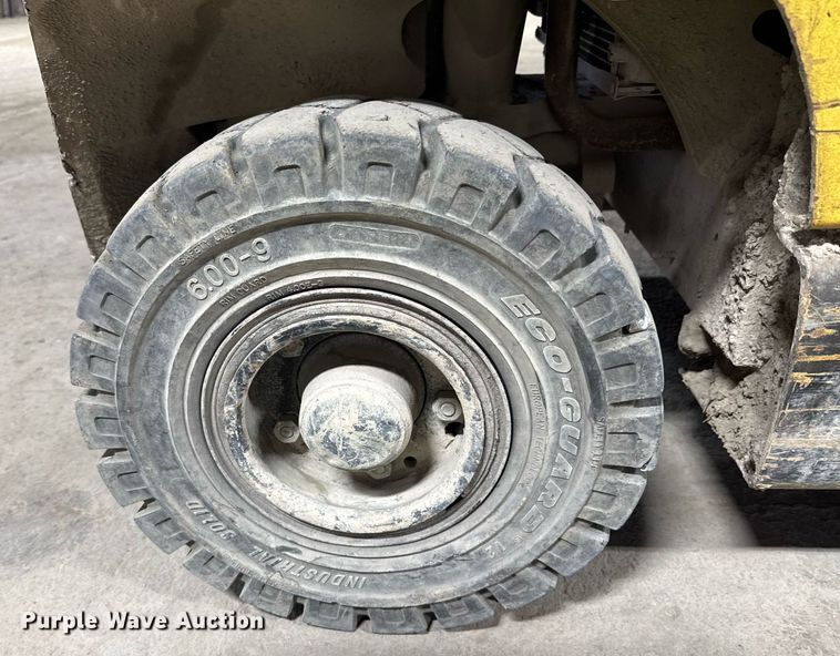 image for item DO0908 Hyster H45XM forklift