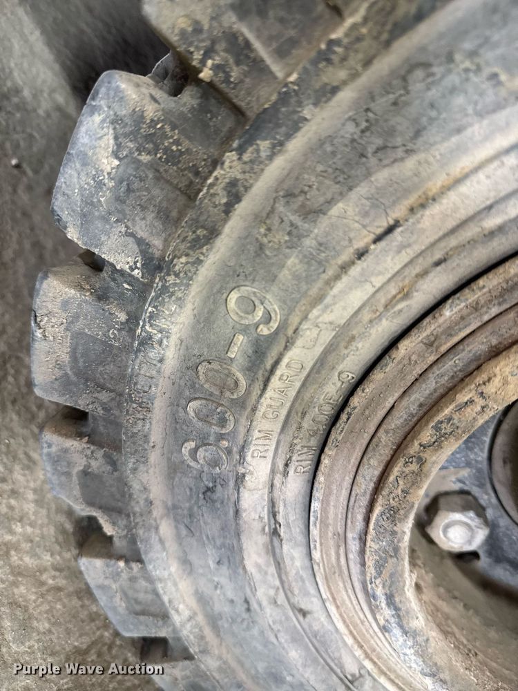 image for item DO0908 Hyster H45XM forklift