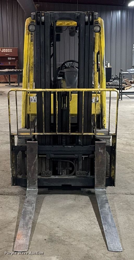 image for item DO0911 Hyster H60FT forklift