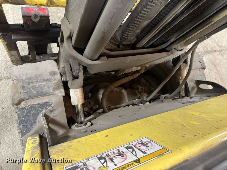 image for item DO0911 Hyster H60FT forklift