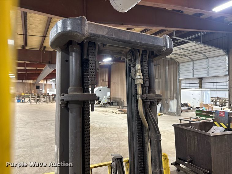 image for item DO0911 Hyster H60FT forklift