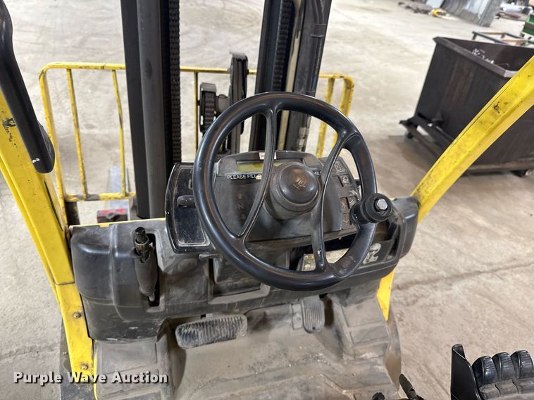 image for item DO0911 Hyster H60FT forklift