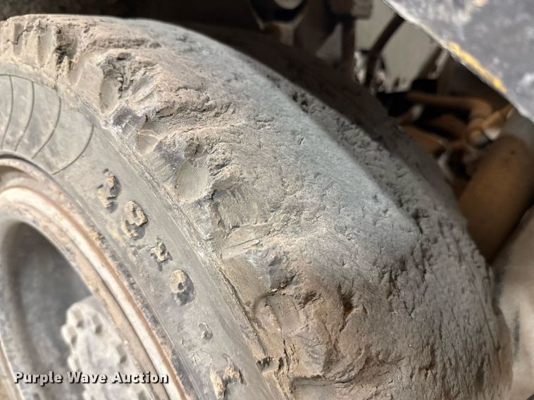 image for item DO0911 Hyster H60FT forklift