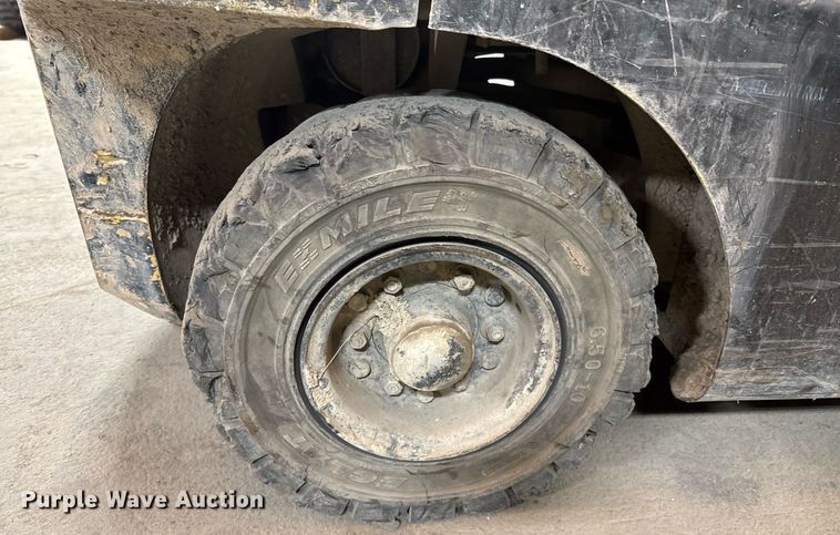 image for item DO0911 Hyster H60FT forklift