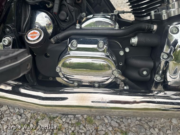 image for item DO0921 2005 Harley Davidson Electra Glide Classic FLHTCI motorcycle