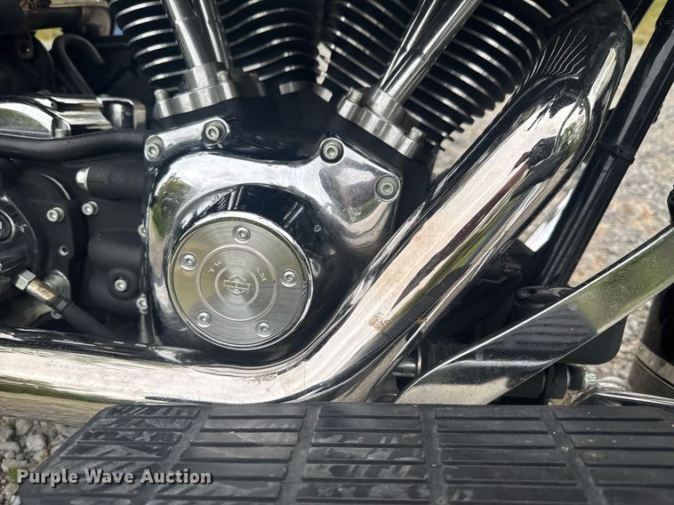 image for item DO0921 2005 Harley Davidson Electra Glide Classic FLHTCI motorcycle