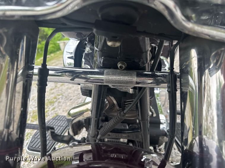 image for item DO0921 2005 Harley Davidson Electra Glide Classic FLHTCI motorcycle