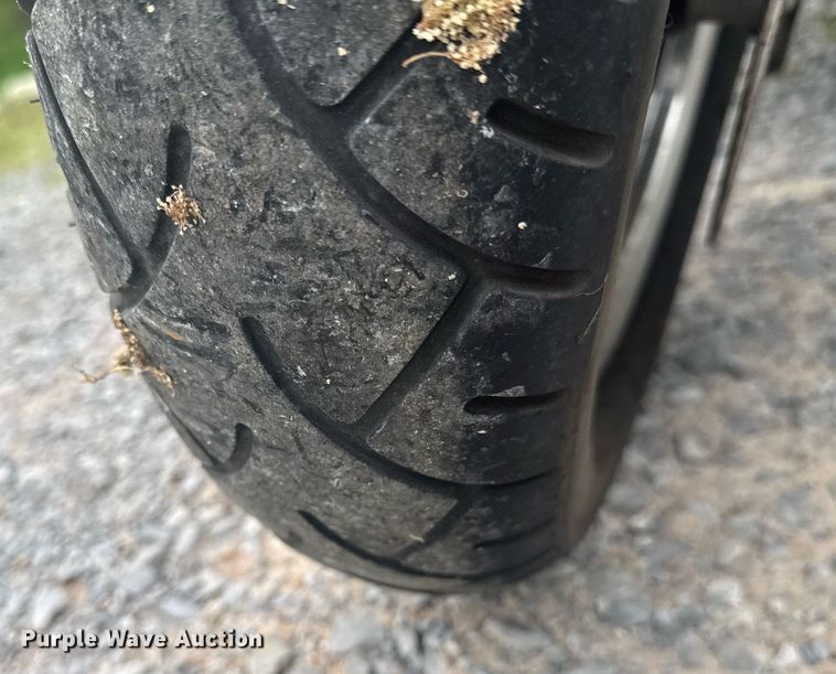 image for item DO0921 2005 Harley Davidson Electra Glide Classic FLHTCI motorcycle