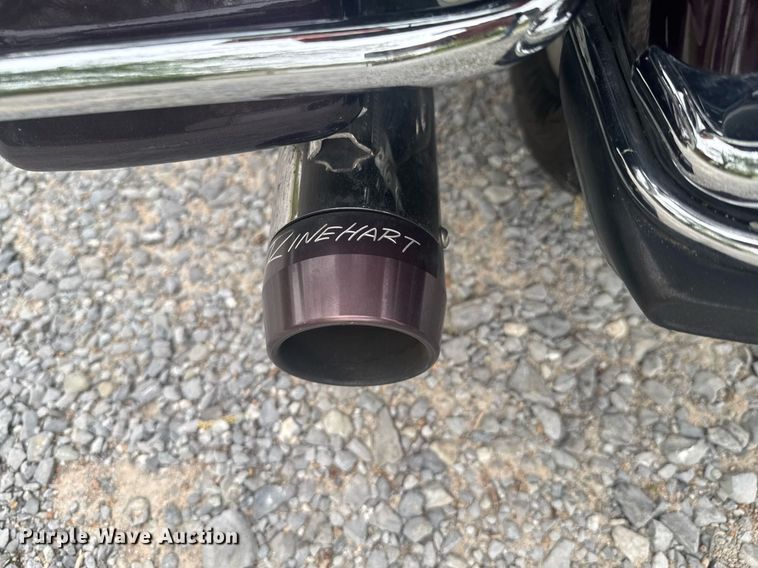 image for item DO0921 2005 Harley Davidson Electra Glide Classic FLHTCI motorcycle