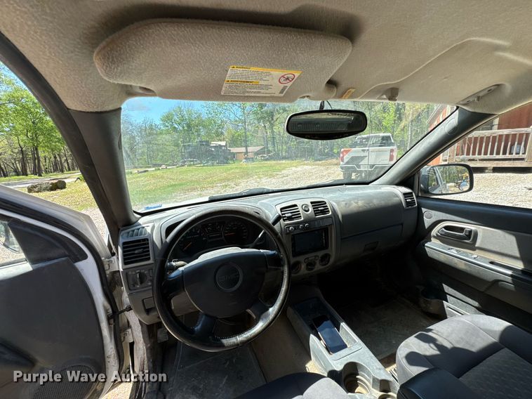 image for item DO0934 2004 GMC Canyon Ext. Cab pickup truck