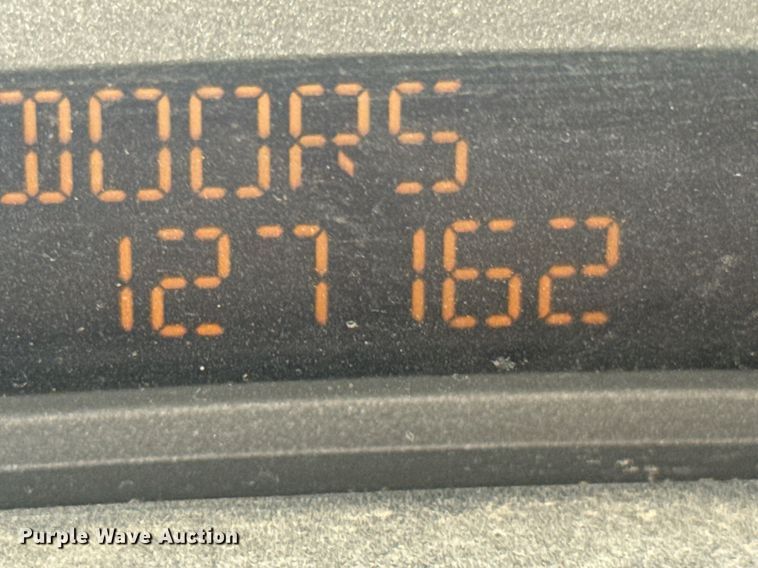 image for item DO0934 2004 GMC Canyon Ext. Cab pickup truck