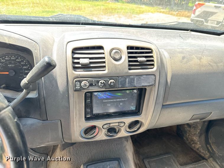 image for item DO0934 2004 GMC Canyon Ext. Cab pickup truck