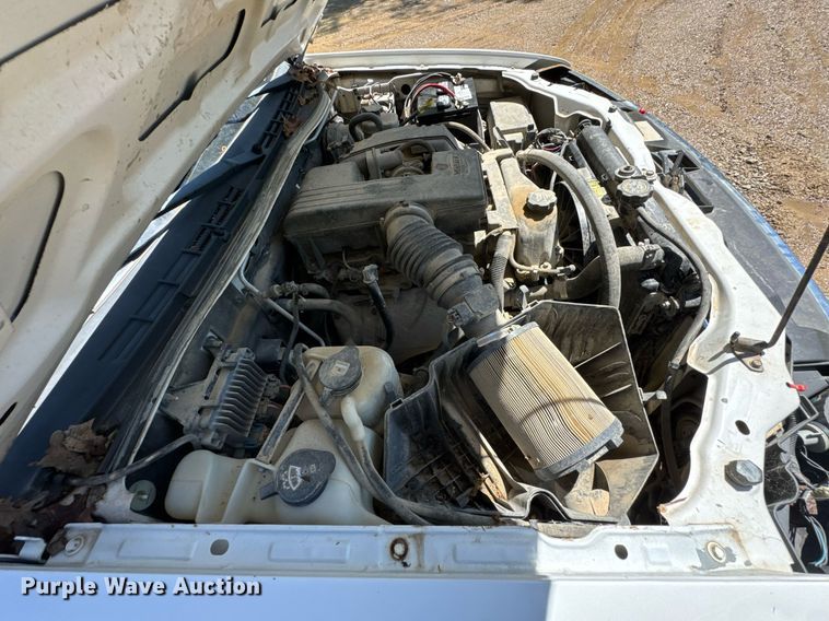 image for item DO0934 2004 GMC Canyon Ext. Cab pickup truck