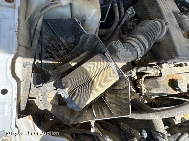 image for item DO0934 2004 GMC Canyon Ext. Cab pickup truck