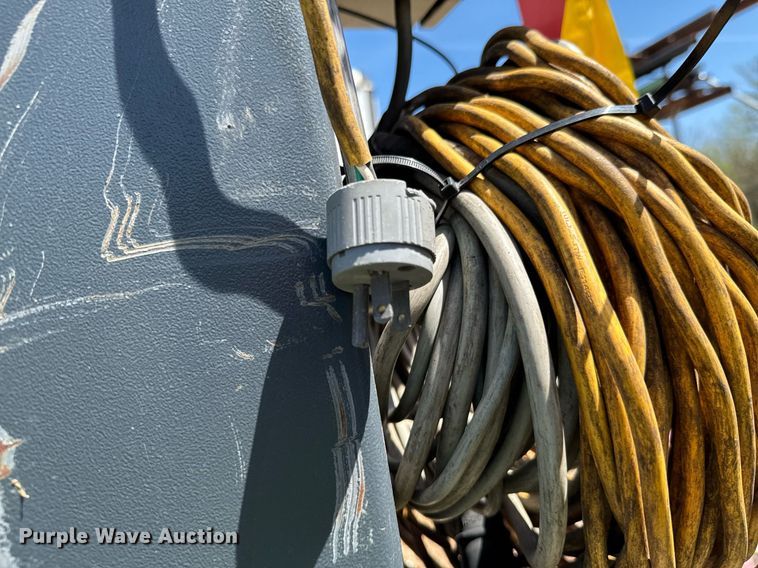 image for item DO0943 (4) 2011 Nussbaum MCS 5500 automotive lifts