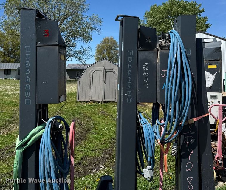 image for item DO0943 (4) 2011 Nussbaum MCS 5500 automotive lifts