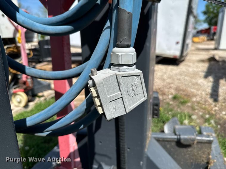 image for item DO0943 (4) 2011 Nussbaum MCS 5500 automotive lifts