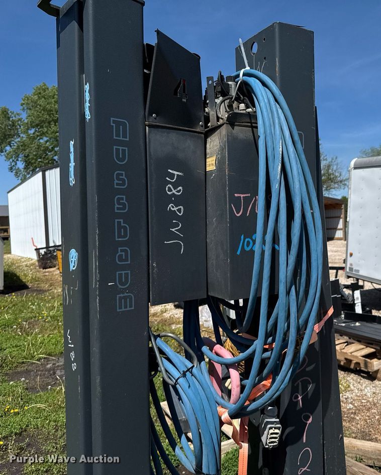 image for item DO0943 (4) 2011 Nussbaum MCS 5500 automotive lifts