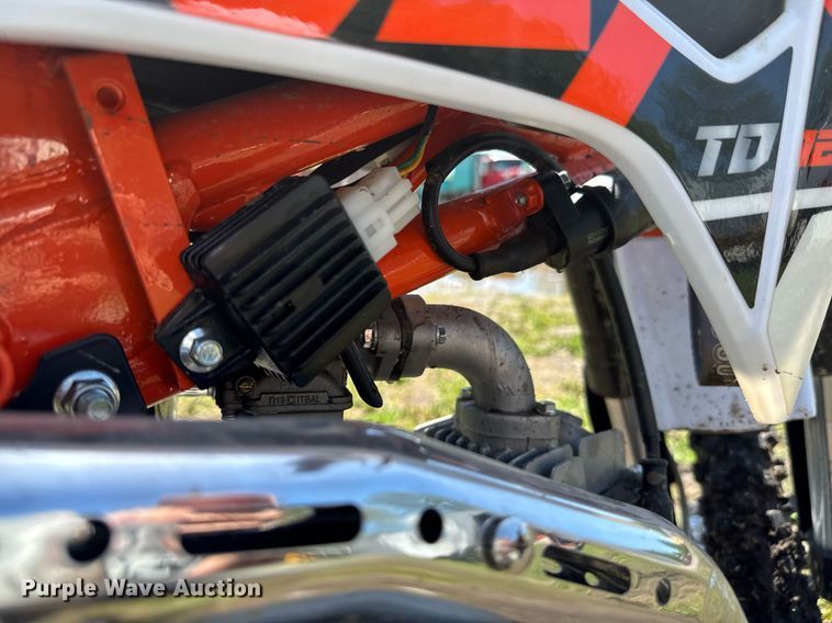 image for item DO0945 2022 Kayo TD125 motorcycle