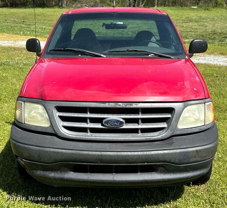 image for item DO0951 2001 Ford F150 pickup truck