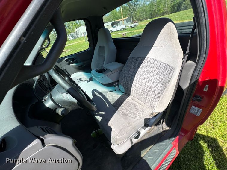 image for item DO0951 2001 Ford F150 pickup truck