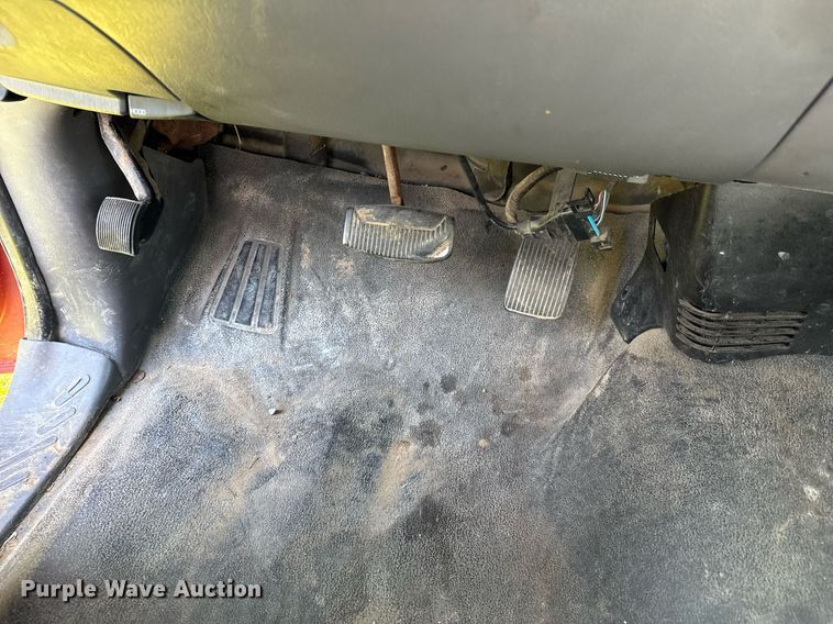 image for item DO0951 2001 Ford F150 pickup truck